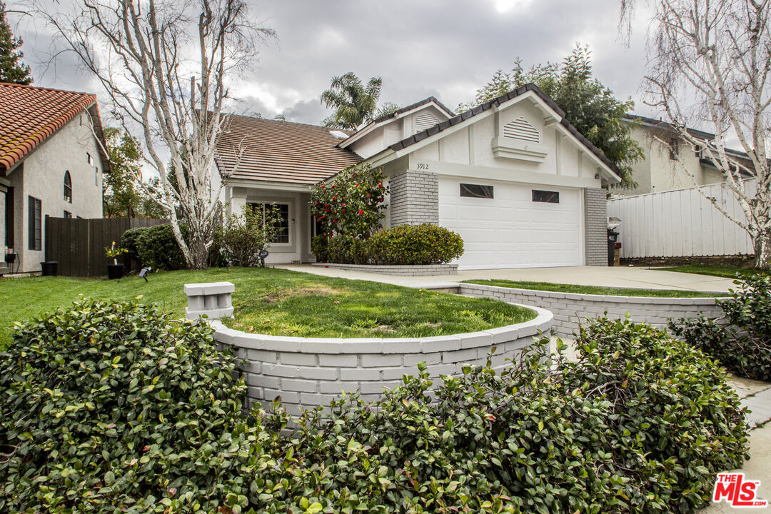 3912 Cottonwood Grove Trl, Calabasas, CA 91301
